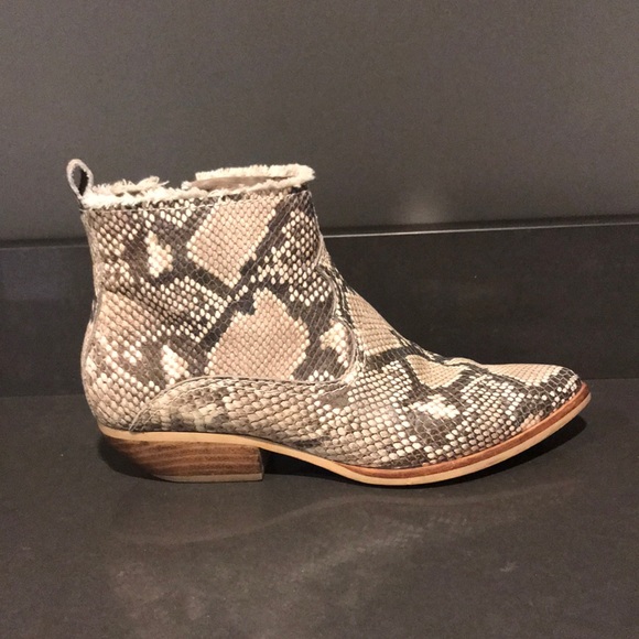 Ankle Boots. - Picture 3 of 3